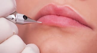 Maquillage permanent des lèvres Maquillage permanent des lèvres à Nyon et Genève